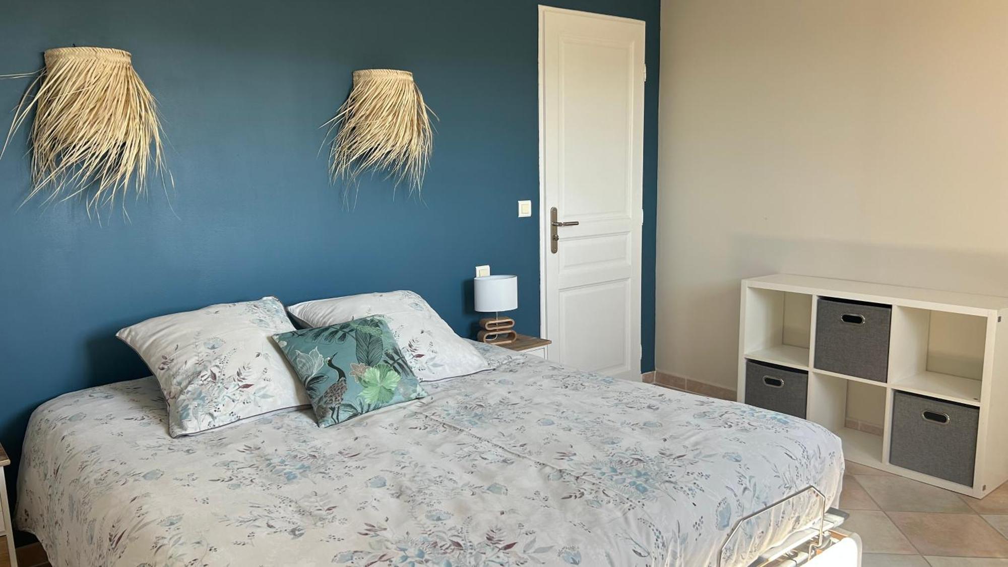 2 Hebergements - 10 Couchages - Parking, Piscine, Jacuzzi - Convivialite Roquebrune-sur-Argens Eksteriør bilde